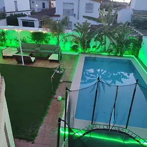 Privado Con Piscina Y Jardin Compartidos. Pensión Valencina de la Concepción